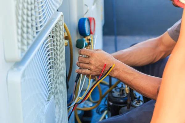 Get Efficient Cooling with Peoria Air Conditioning Installation Services