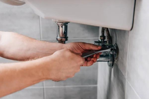 Plumbing Safety Tips from an Experienced Plumber