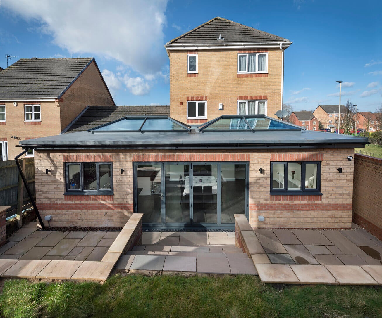 Best Roof for House Extension: Flat or Pitched?